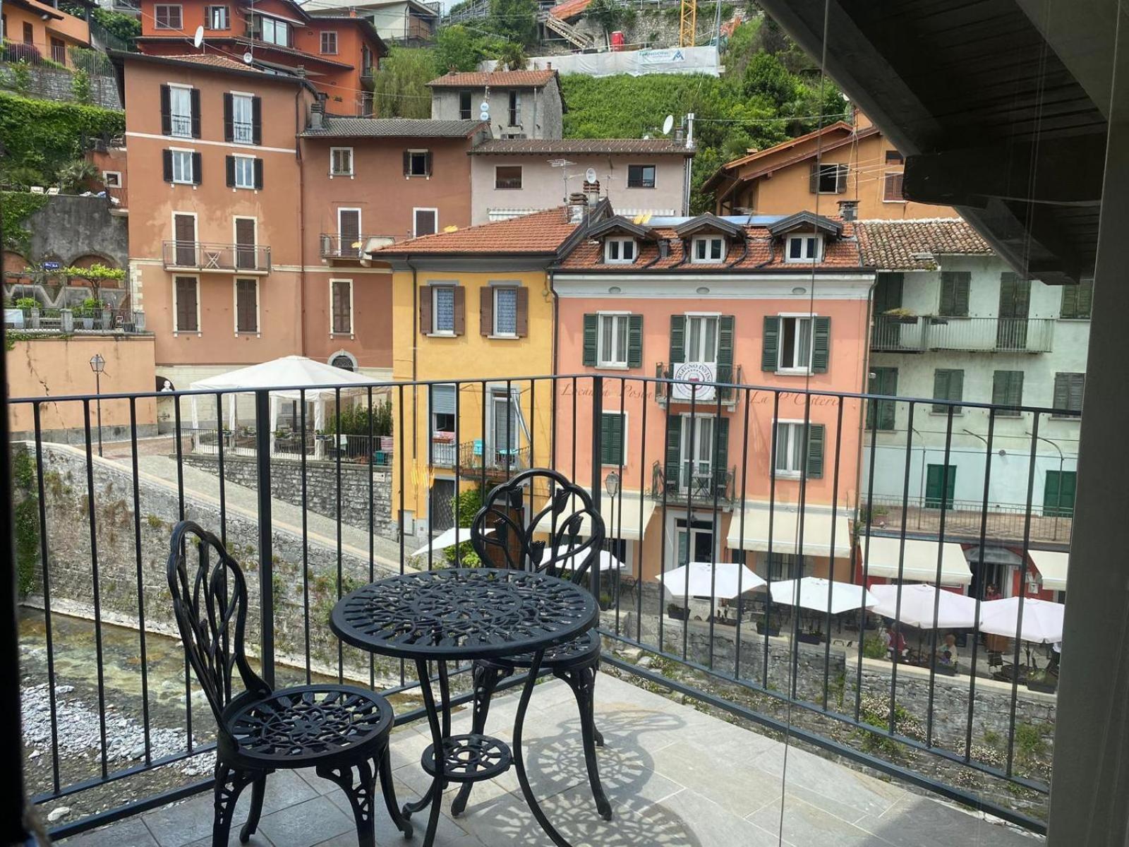 Argegno'S River - Central Apartment Lake View Habitación foto