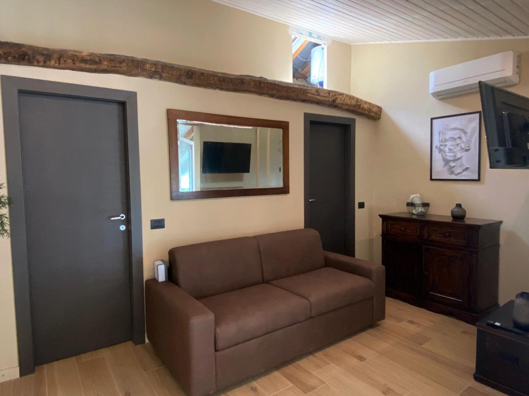 Argegno'S River - Central Apartment Lake View Habitación foto