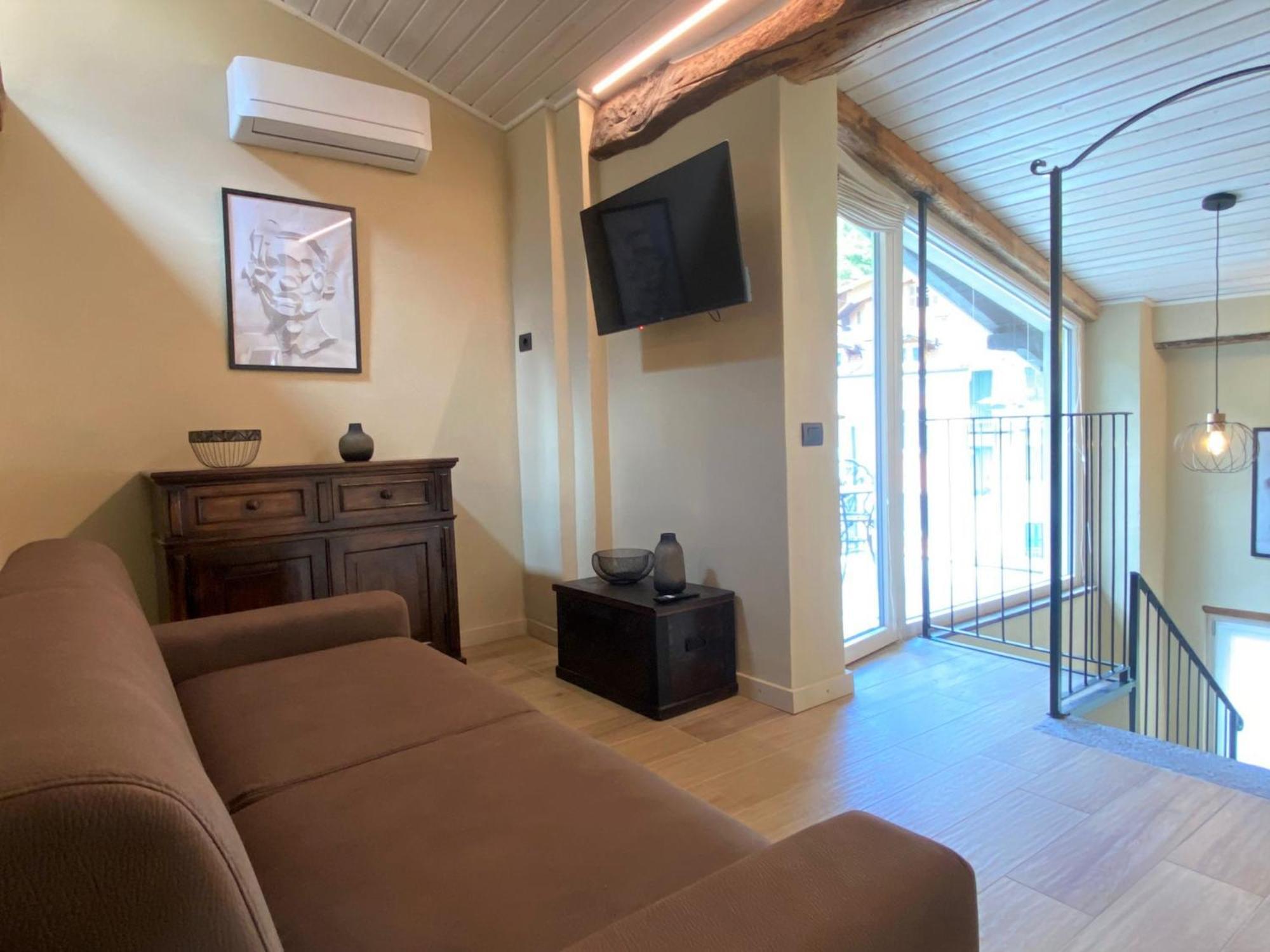 Argegno'S River - Central Apartment Lake View Habitación foto